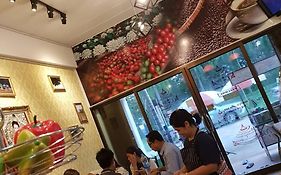 Amaretto Hostel